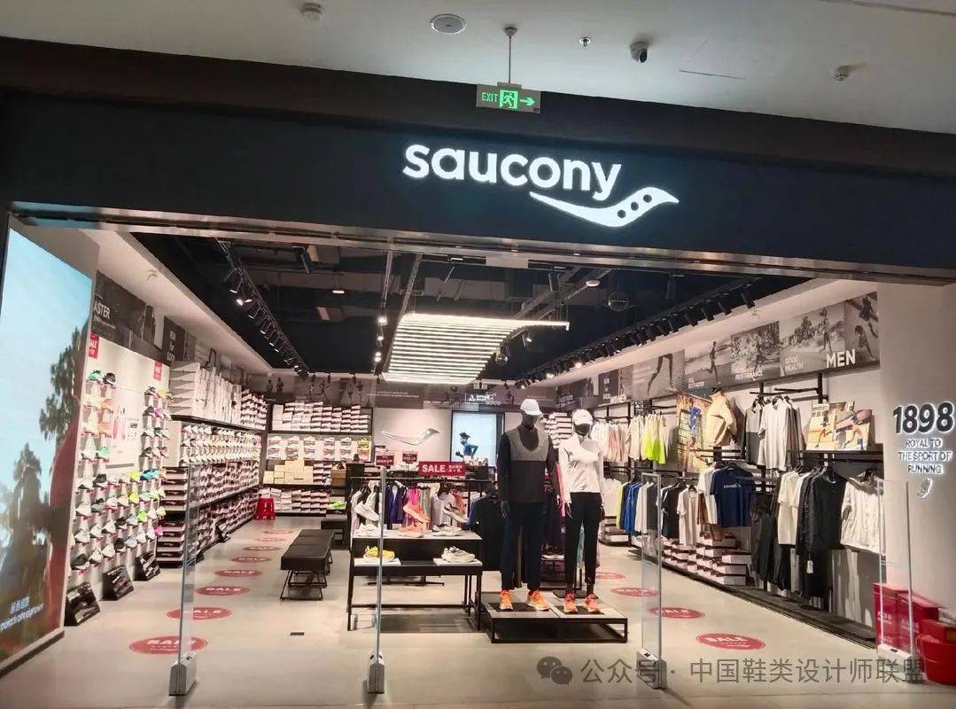 场的质量与科技竞争球王会网页版跑鞋市(图19)