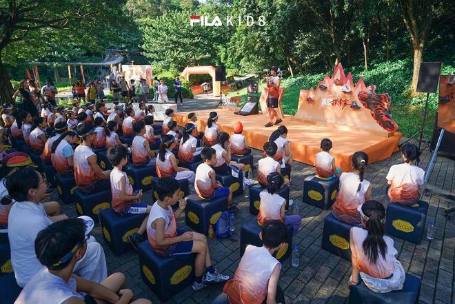 越野跑大神”食毒菌身亡 犀牛说幺妹峰北壁国人首度登顶； “(图15)